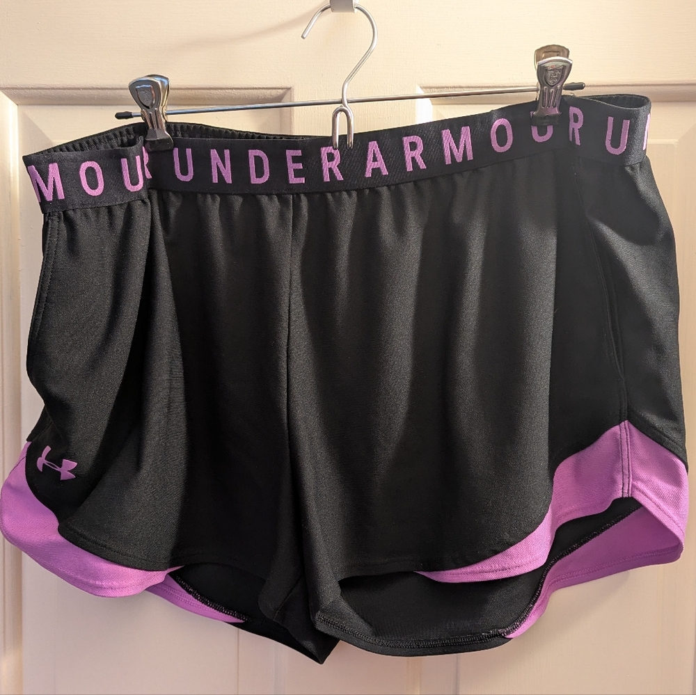Under Armour Black & Purple Women's Athletic Shorts - Size XXL